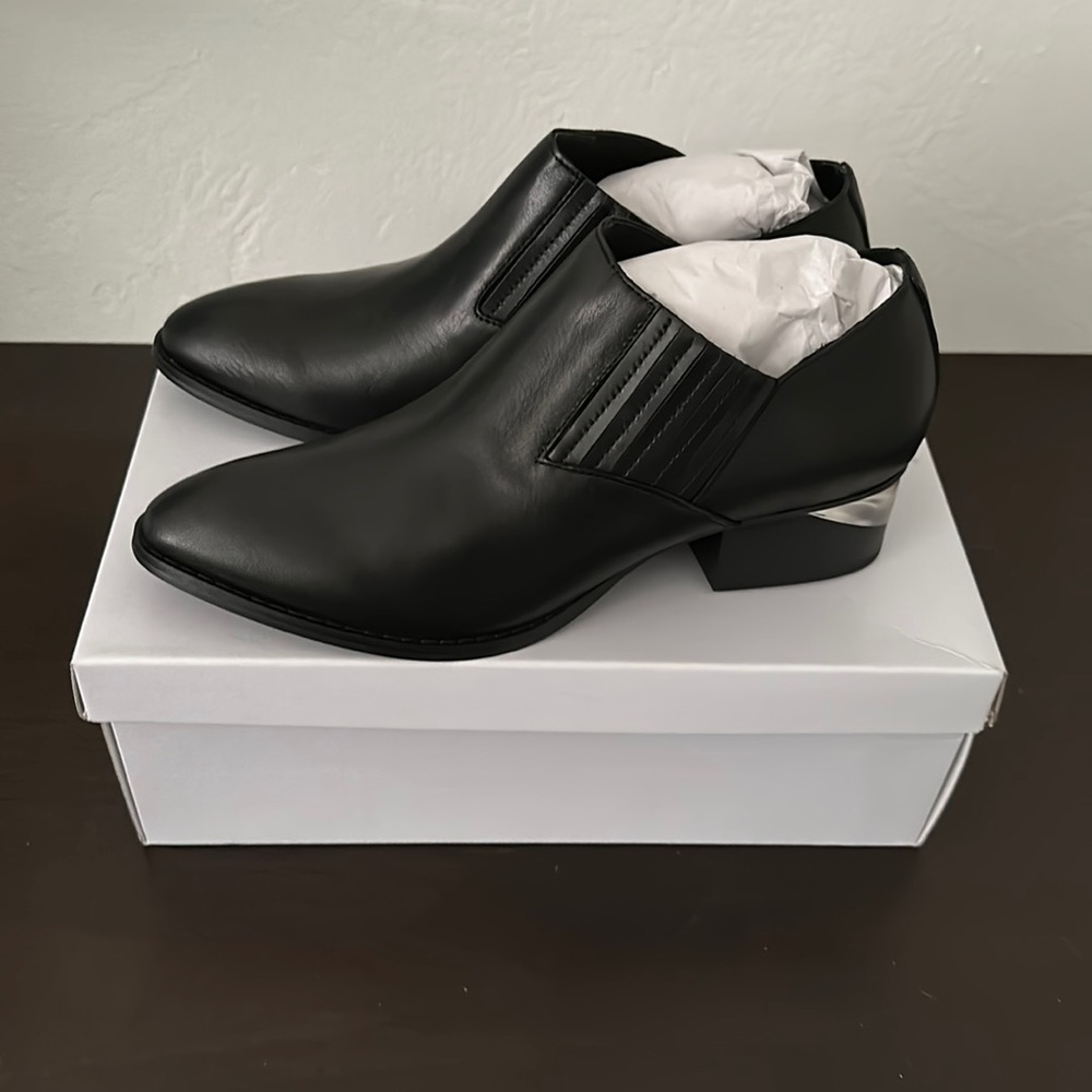 Steve Madden Bootie